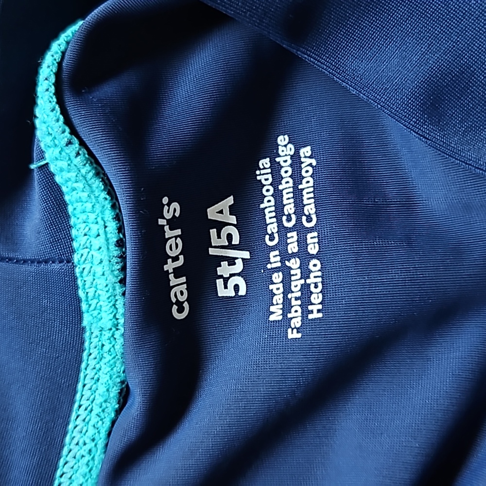 NEW! CARTER'S DINO RASHGUARD - Picture 6 of 7